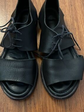 Gravity pope Black Lace-Up Open-Toe Women’s Sandals